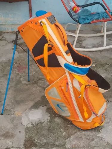 Kit com 12 tacos de golf profissional