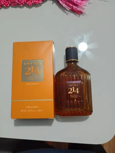 Vende-se perfume botica 214 servilha dourada da Boticário