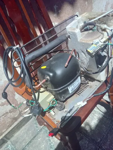 Compressor Embraco emis 30 hhr 127v
