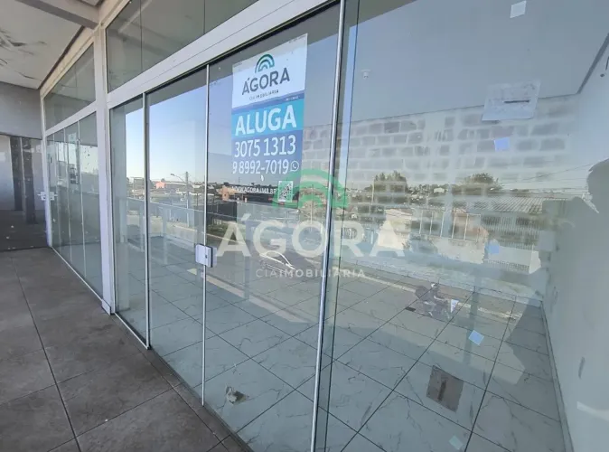 Sala comercial com aproximadamente 35m²
