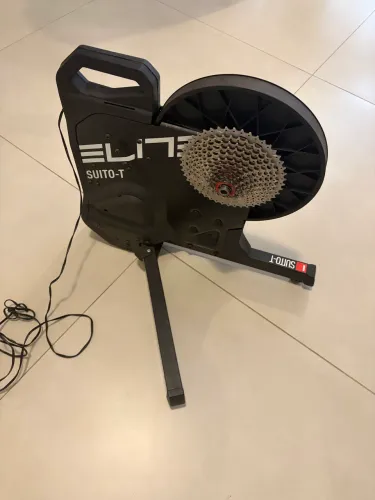 Rolo de Treino Inteligente Elite Suito-T Smart Direct Drive