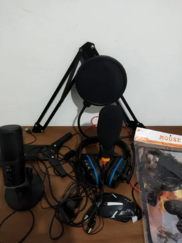 Kit Streamer/YouTuber - Usado em bom estado