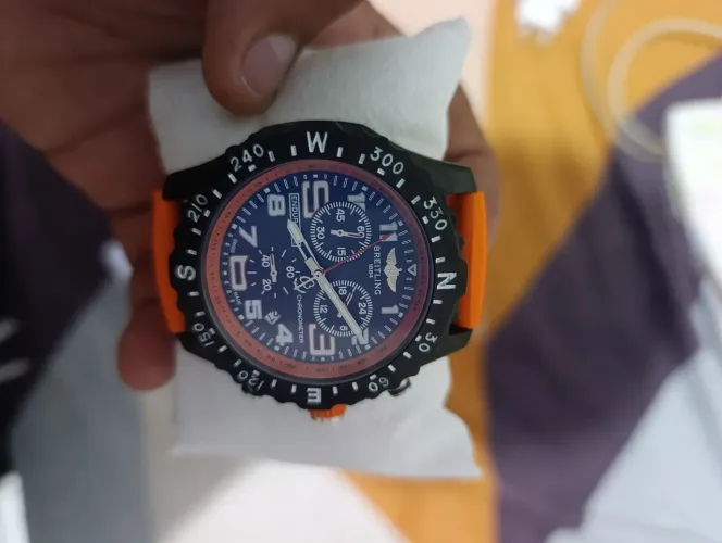 Relógio 1° linha funcional ?