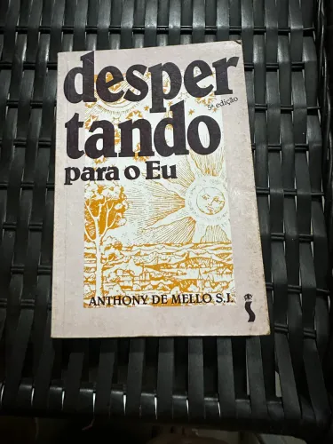 Livro despertando para o eu