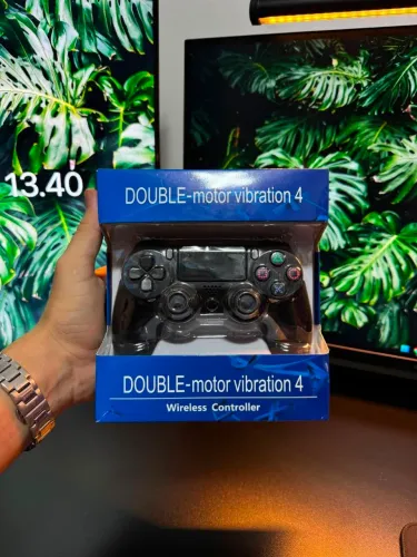 Controle Sem Fio Para PS4 / PC / Celular (Double Motor Vibration 4) - Novo 
