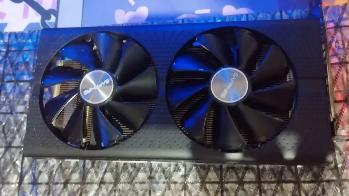RX 580 8GB (defeito)