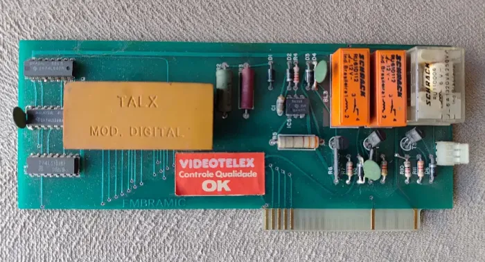 Interface TELEX ( Embramic Videotelex ) p/ Micros da Linha Apple II - Não Testado / Ruim