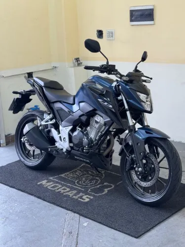Cb Twister 300f ABS