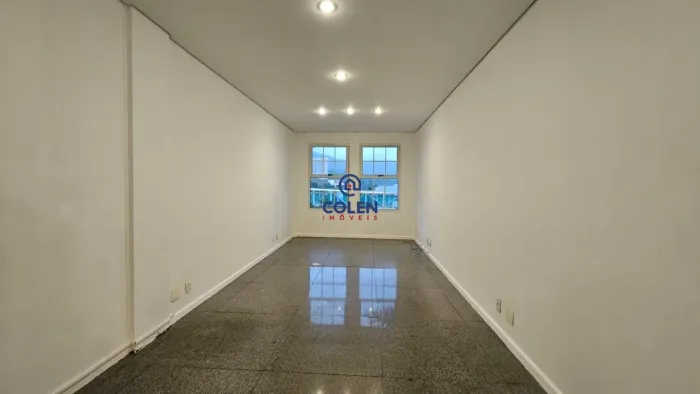Sala para alugar em Alphaville com 36m²