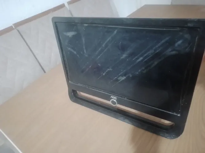 Monitor aoc defeito 