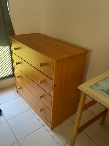 Cômoda tok stok sem marca de uso 
