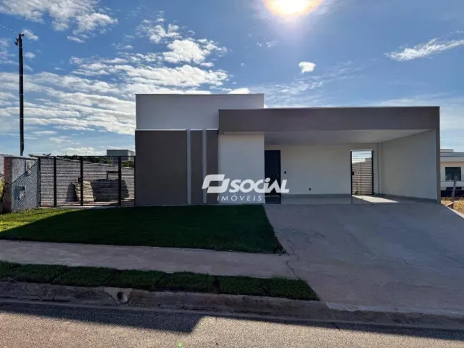 Casa com 3 dormitórios à venda, 159 m² por R$ 1.050.000,00 - Triângulo - Porto Velho/RO