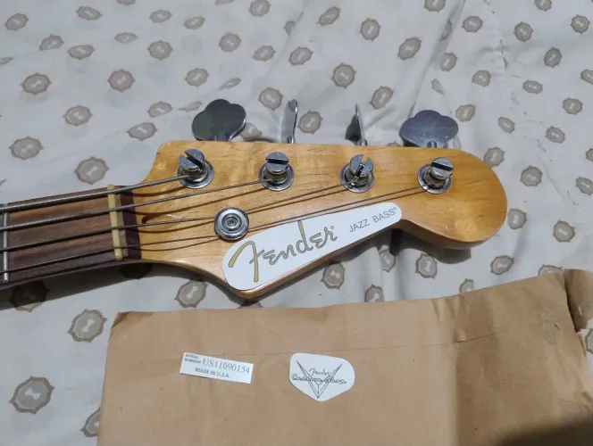 Projeto "Fender" Jazz Bass