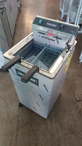Fritadeira Elétrica Zona Fria FOE 15 Litros 8000W 220V - MetalCubas 