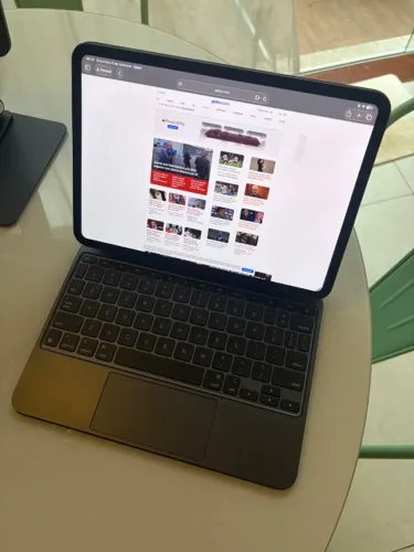 iPad Pro M4 11"Cellular 256gb Space Black + Magic Keyboard + Suporte Magnético Hub Hagibi