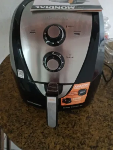 Air fryer 