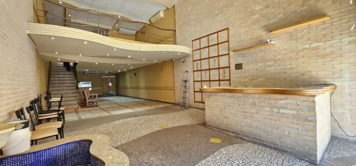 Ponto Comercial na Chácara Santo Antônio: Locação de 269m² com 2 Banheiros em São Paulo-SP