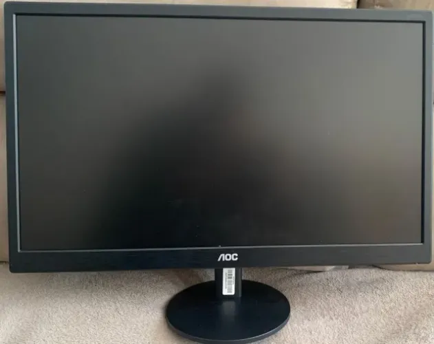 Monitor AOC 21,5" Full HD - HDMI e VGA