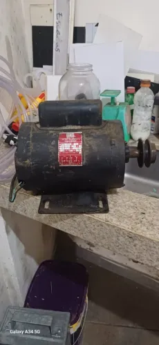 Motor de 1CV WEG