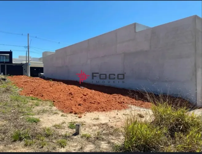 Terreno/ Portal dos Pássaros/ 180m/São José dos Campos