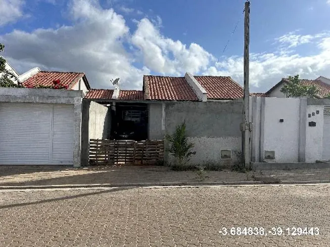 Casa no CROATA em São Gonçalo do Amarante/CE - Caixa *0249
