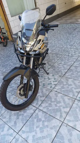 Vendo sahara 300