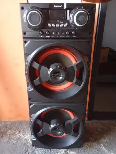 ? CAIXA DE SOM AMVOX 14.000 RMS + 2 MICROFONES DE BRINDE ?