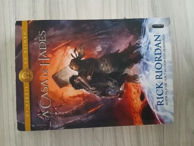 Livro A casa de Hades
