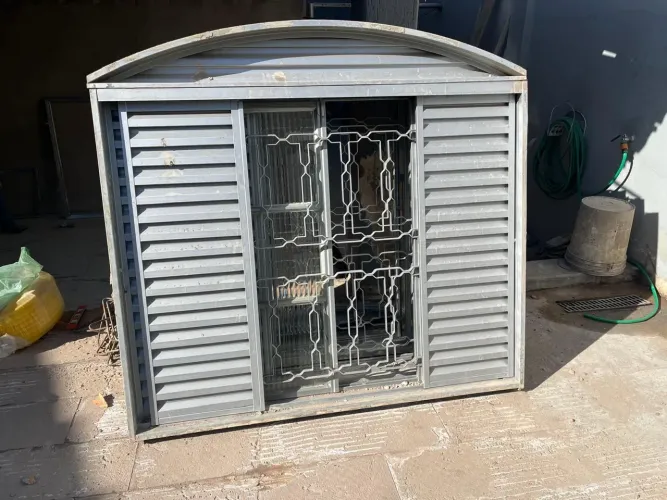 Veneziana janela Sassazaki 120x150