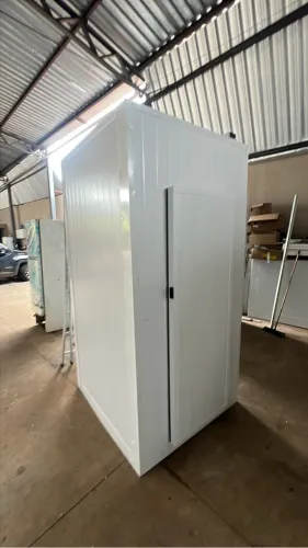 MINI CÂMARA FRIA