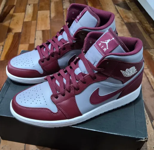 Jordan 1 Mid N-42