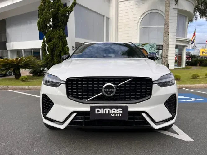 Volvo XC-60 T-8 Ultim.dark 2.0 AWD (híbrido) 2024