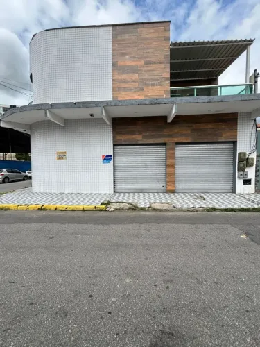 Loja para aluguel 2 banheiros e cozinha para no bairro Jardim Jalisco - Resende - RJ