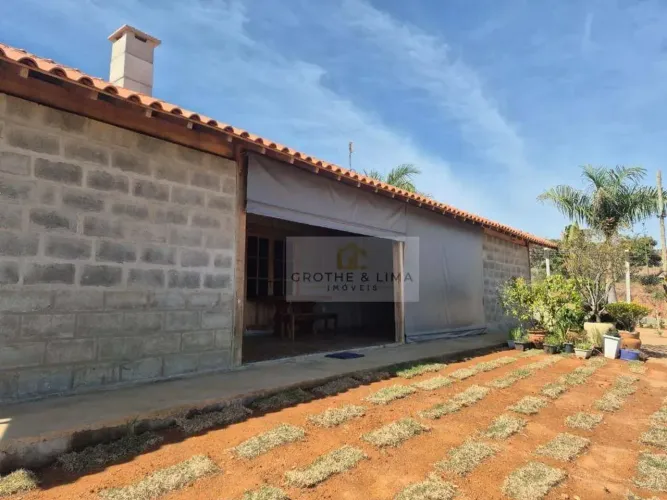 Chácara com 1 dormitório à venda, 1000 m² por R$ 264.000,00 - Zona Rural - Santa Vitória/M