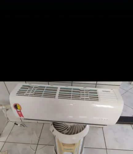 Vendo ar condicionado