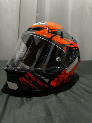 Capacete KYT TT REVO