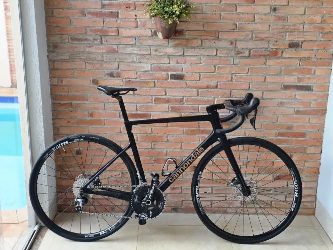 Bike Speed Cannondale SUPERSIXEVO (IMPECÁVEL)