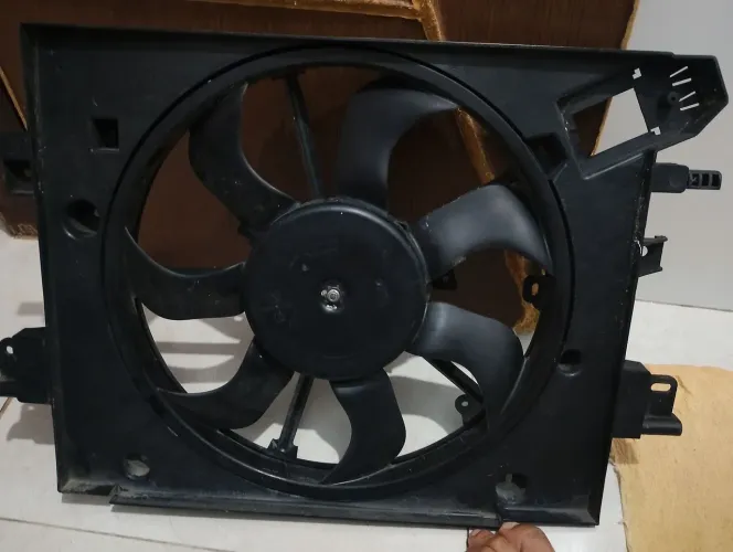 Eletroventilador Sandero 2015