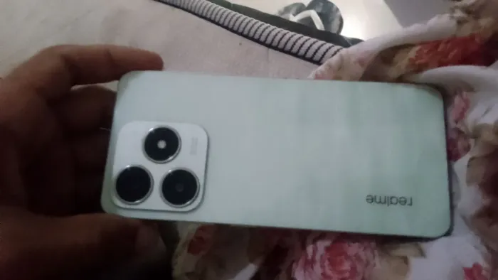 Vendo realme e ótimas condições.