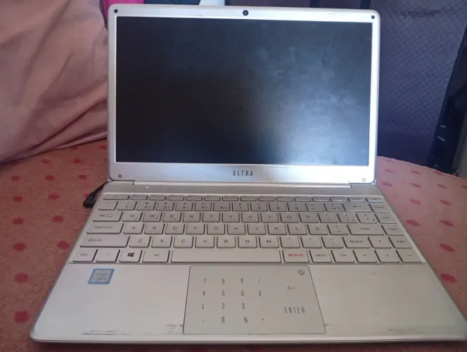 Notebook ultra 4gb de ram, 128gb de armazenamento