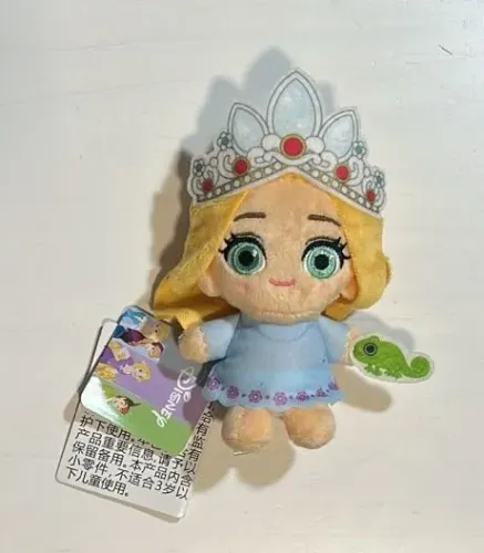 Bonequinha bebê Rapunzel com coroa e Pascal importada Japão