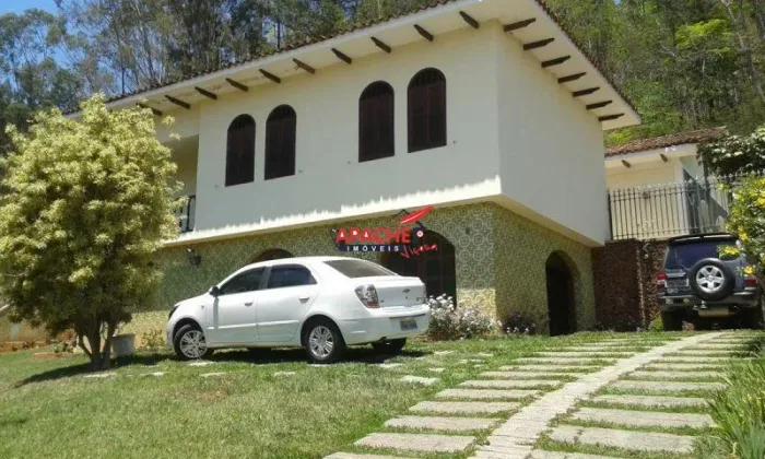 Casa em condomínio fechado 5 quartos, piscina e sauna