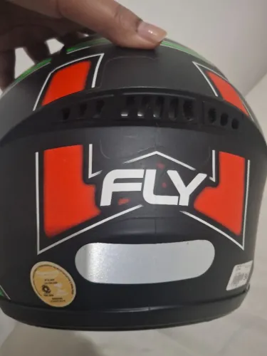Capacete seminovo