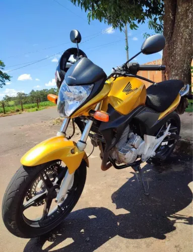     Honda CB 300 2009 - Excelente Estado, Documentação OK