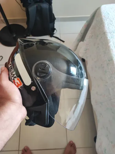 Capacete new liberty 3 número 58 com viseira e reparos novos