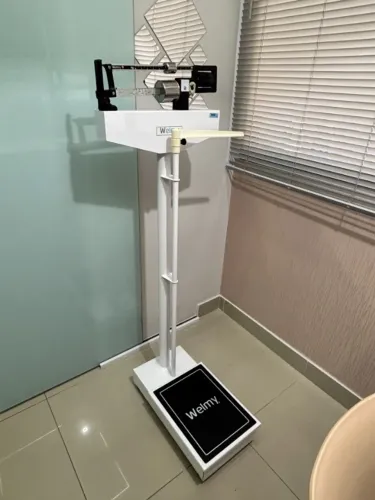Balança mecânica antropométrica Welmy 150kg (modelo 110CH)