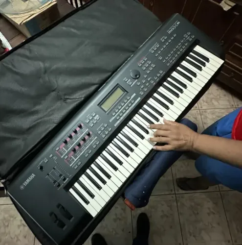 Teclado Yamaha MOX6 - Otimo estado