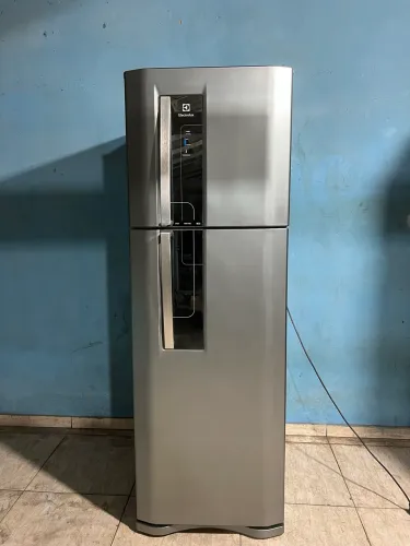 Geladeira Eletrolux 