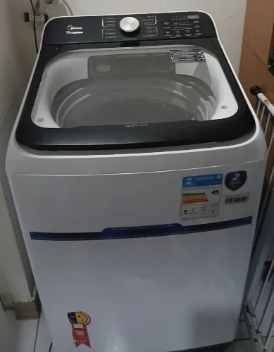 Máquina de lavar Midea 13 kilos usada