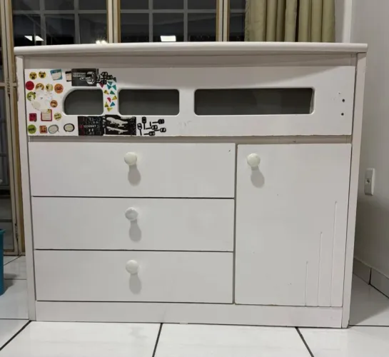 Vende-se Cômoda infantil mdf